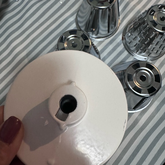 KitchenAid Dough hook and attachments for stand mixer - Picture 3 of 7